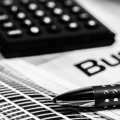 son deducibles los intereses de demora del impuesto sobre sociedades